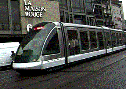 strasbourg.gif (51208 oCg)